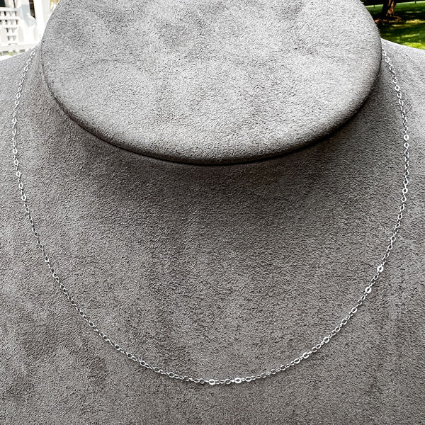 10k Gold Fine Cable Chain - Image 3
