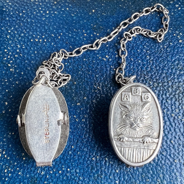 Antique ABC Cat Bib Clips - Image 4