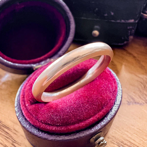 Antique Half Round Wedding Band Ring, 1919, Size 8 3/4 - Image 2