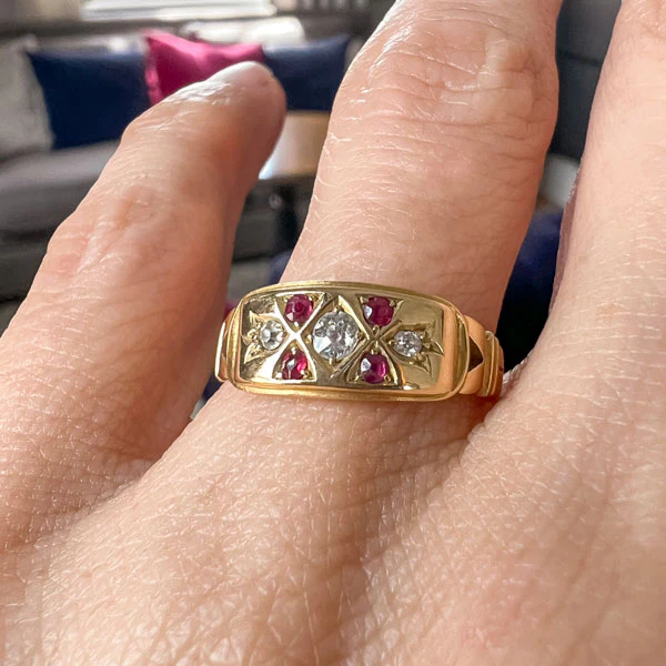 Antique Victorian Diamond & Ruby Ring - Image 2