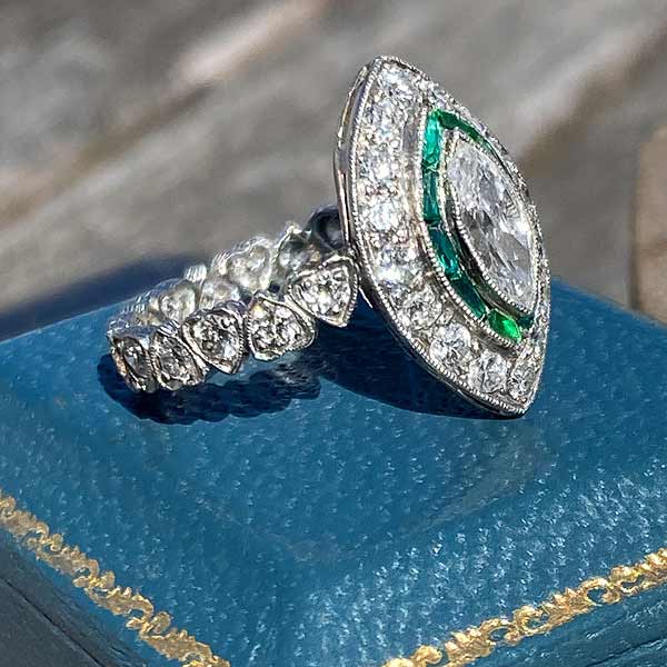 Art Deco Marquise Diamond & Emerald Ring, 0.50ct. - Image 3