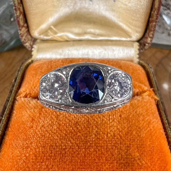 Art Deco Sapphire & Diamond Ring - Image 3