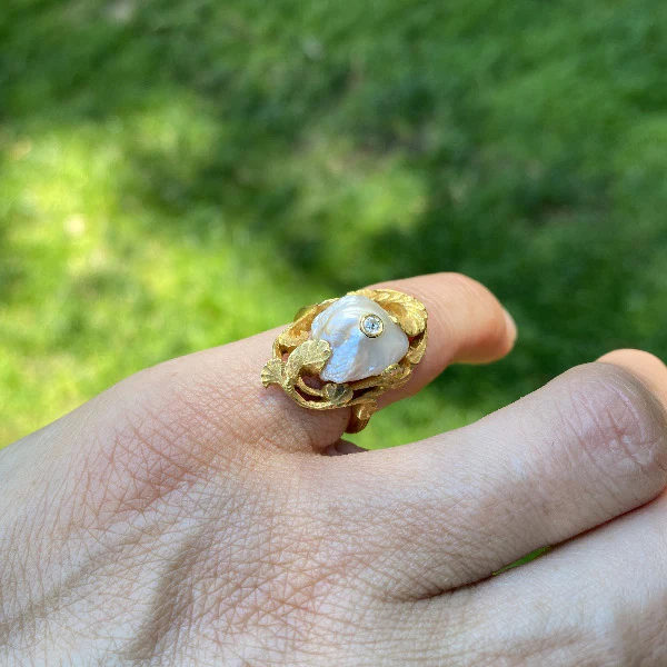 Art Nouveau Baroque Pearl & Diamond Ring - Image 3