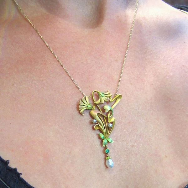 Art Nouveau Emerald Pearl & Enamel Necklace - Image 3