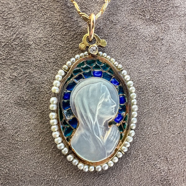 Art Nouveau Mother of Pearl Plique-à-Jour Pendant