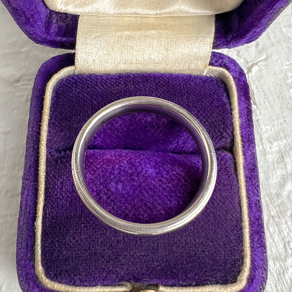 Comfort Fit Millegrained Wedding Band Ring - Image 3