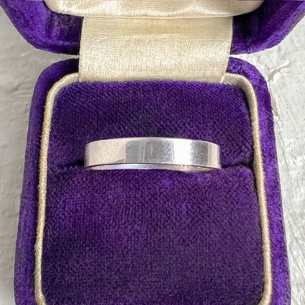 Flat Wedding Band Ring