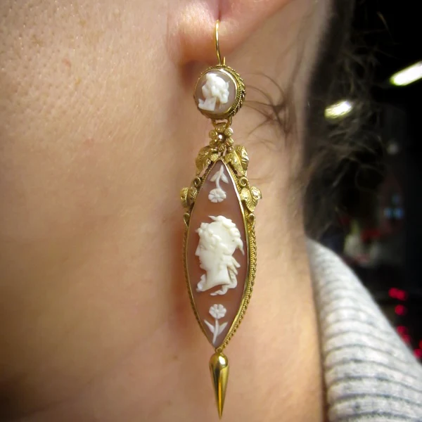 Georgian Shell Cameo Drop Earrings - Image 2