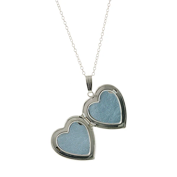 Heart Locket With Ridged Edges - Image 3