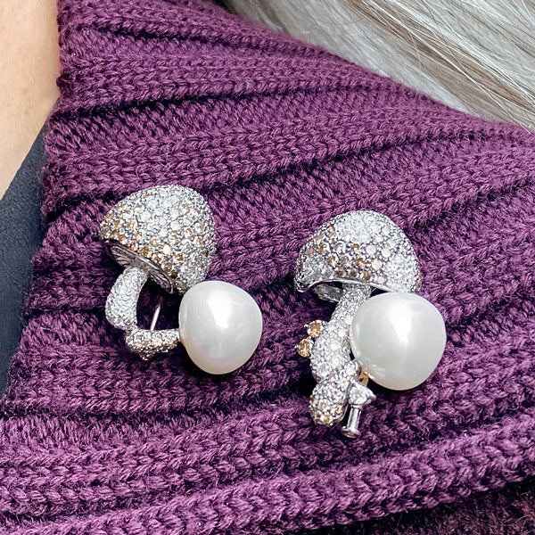 Pearl & Diamond Mushroom Pin - Image 4