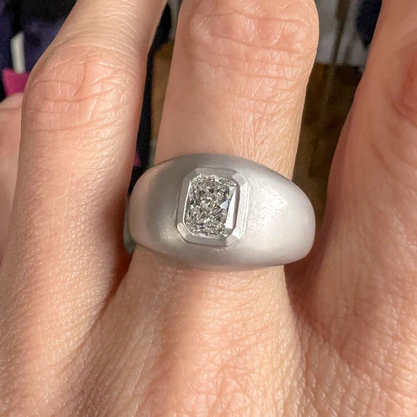 Radiant Cut Diamond Signet Ring - Image 2
