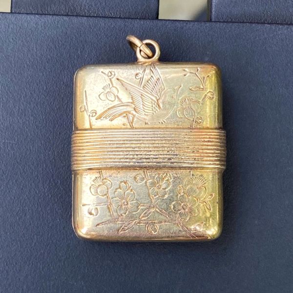 Antique Victorian Aesthetic Revival Engraved Locket - Image 3