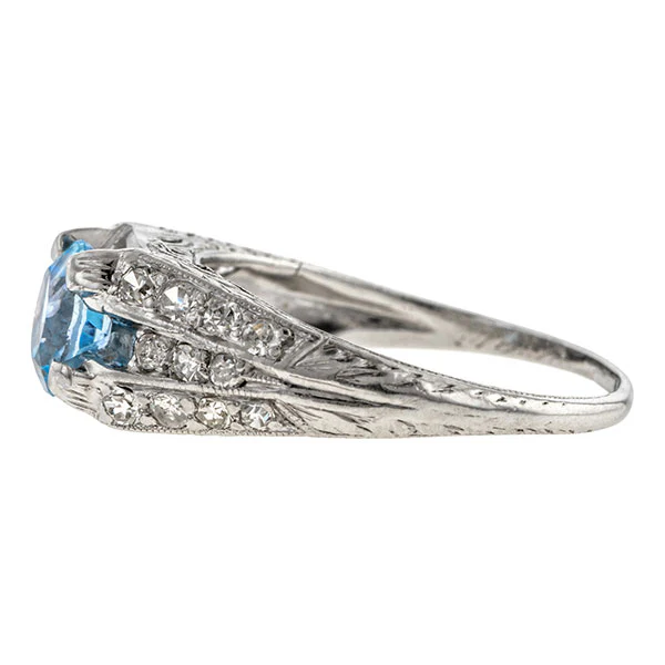 Vintage Aquamarine & Diamond Ring - Image 3