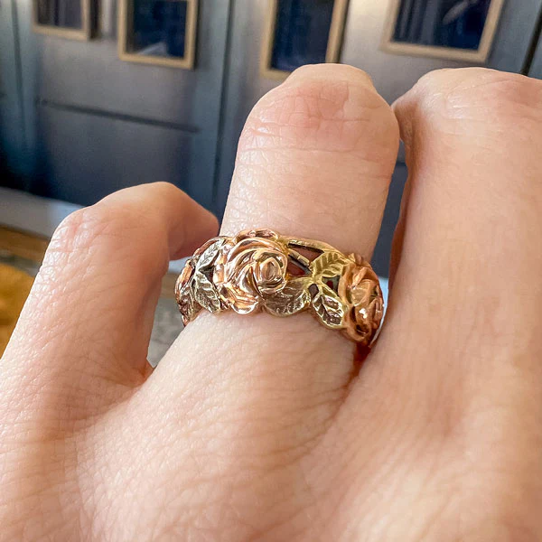 Vintage Rose Band Ring, Size 6 1/4 - Image 2