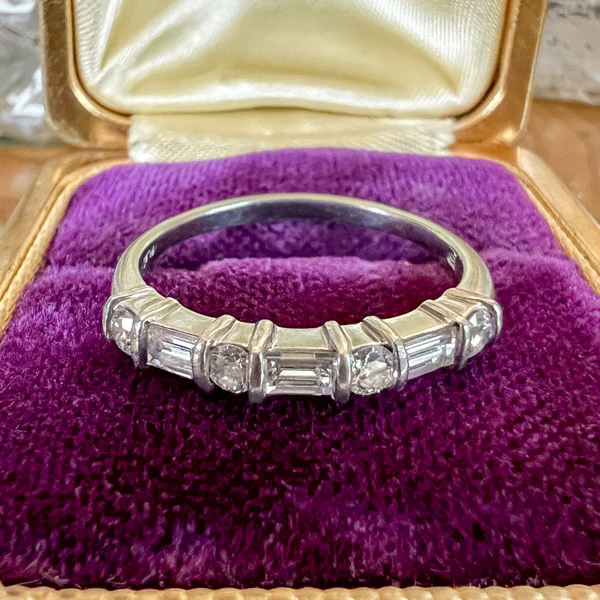 Vintage Baguette & Round Diamond Wedding Band Ring, Size 7 - Image 4