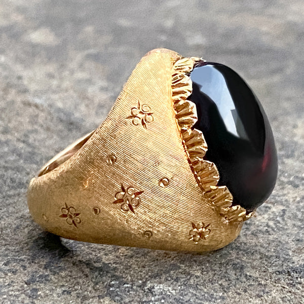 Vintage Cabochon Garnet Ring - Image 4