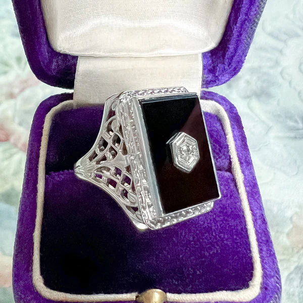 Vintage Diamond & Onyx Filigree Ring - Image 3