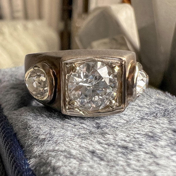 Vintage Three Diamond Ring, RBC 1.23ct - Image 3