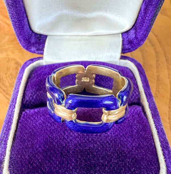 Vintage Enamel Openwork Band Ring, Size 5 1/2 - Image 3