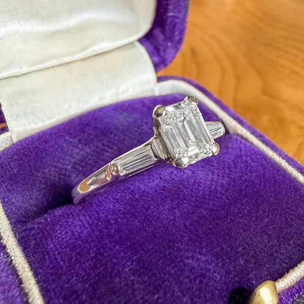 Vintage Engagement Ring, Emerald cut 0.55ct. - Image 3