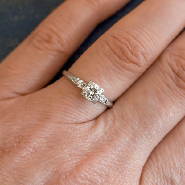 Vintage Engagement Ring, RBC. 0.40ct. - Image 2
