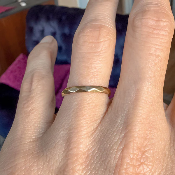 Vintage Faceted Wedding Band Ring, Size 6.5 - Image 2
