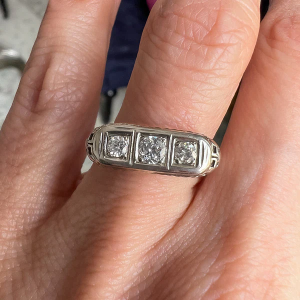 Vintage Filigree Diamond Three Stone Engagement Ring, TRB 0.15ct. - Image 2
