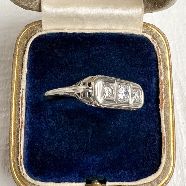 Vintage Filigree Diamond Three Stone Engagement Ring, TRB 0.15ct. - Image 3