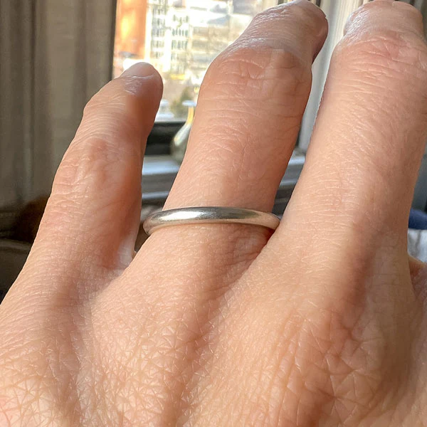 Vintage Wedding Band Ring, Size 7 - Image 2