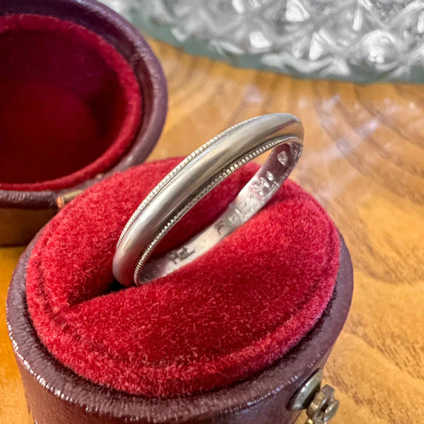 Vintage Millegrained Wedding Band Ring, Size 6 - Image 3