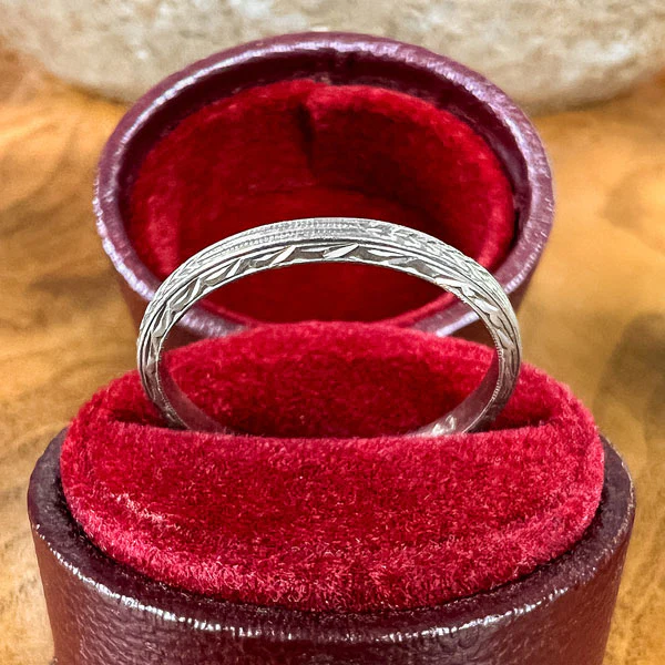 Vintage Patterned Platinum Wedding Band, Size 6 1/2 - Image 3