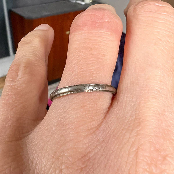 Art Deco Patterned Wedding Band Ring, Size 9 - Image 2