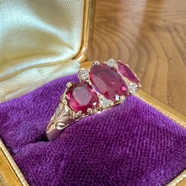 Vintage Ruby & Diamond Ring - Image 2