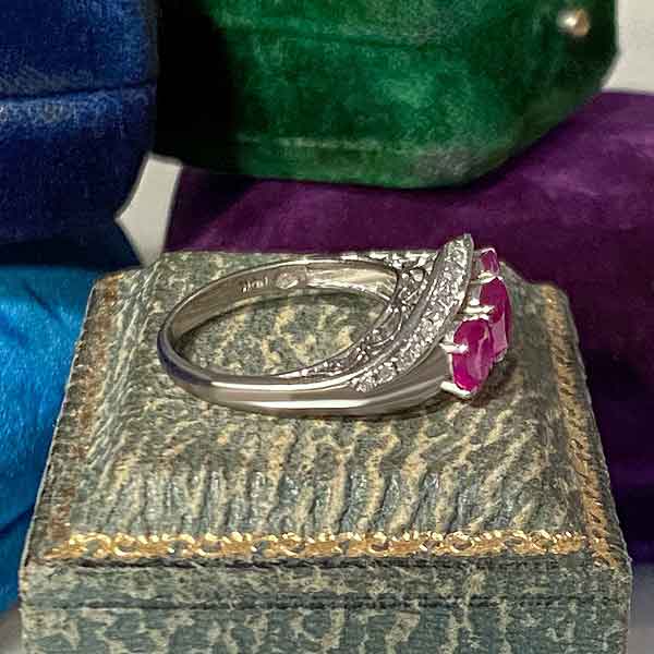 Vintage Ruby & Diamond Ring - Image 4