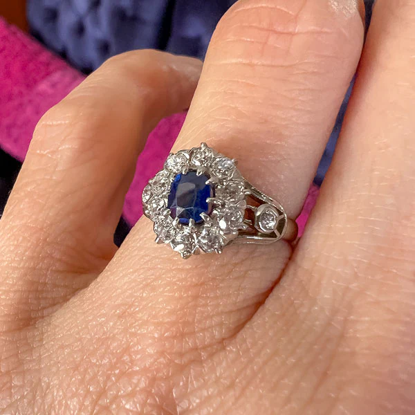 Vintage Sapphire & Diamond Cluster Ring - Image 2