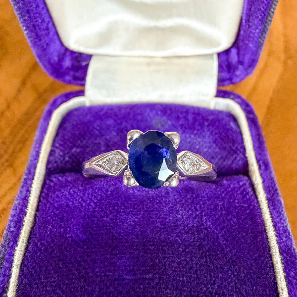 Vintage Sapphire & Diamond Ring