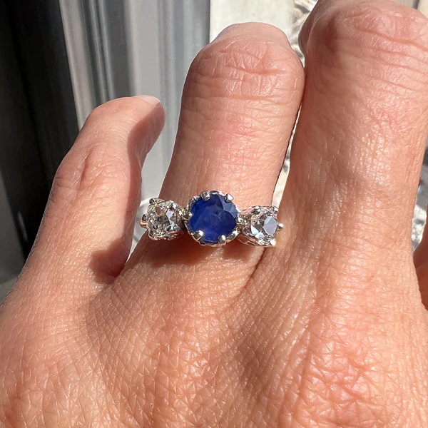 Vintage Sapphire & Diamond Three Stone Ring - Image 2
