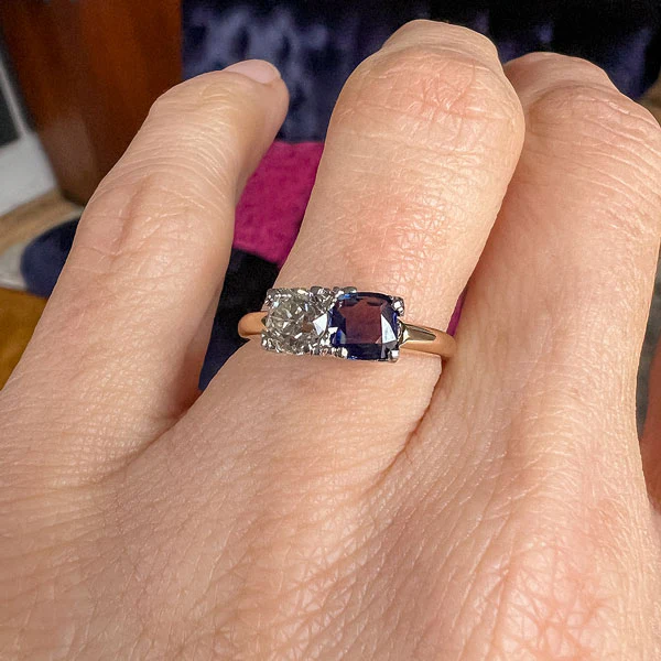 Vintage Sapphire & Diamond Toi et Moi Ring - Image 2
