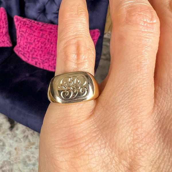 Vintage Signet Ring "9-6-16"