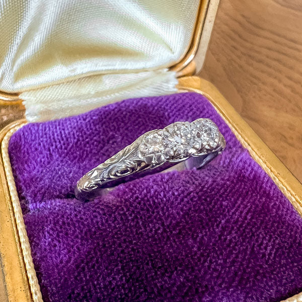Vintage Three Stone Diamond Ring - Image 3
