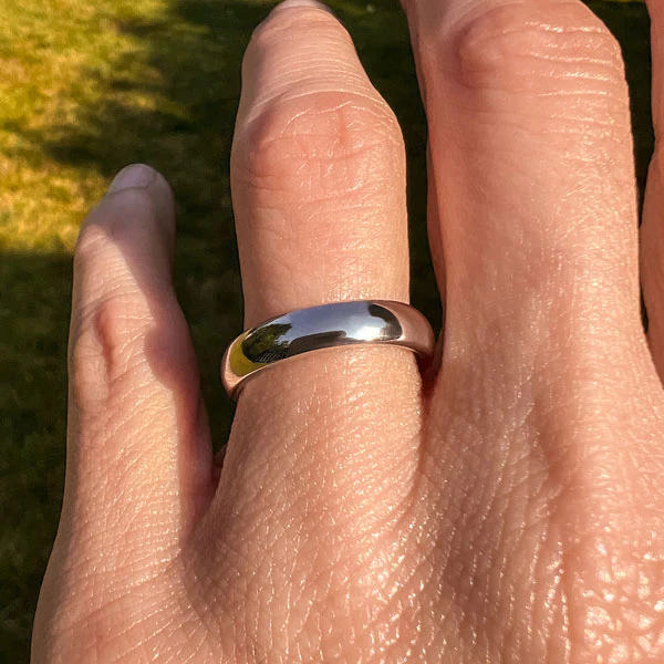 Vintage Tiffany & Co. Wedding Band Ring, Size 7 1/4 - Image 2
