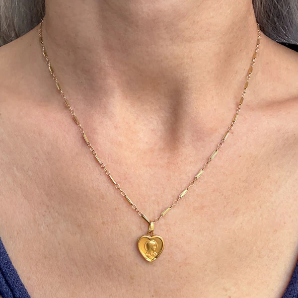 Vintage Virgin Mary Heart Shaped Pendant - Image 2