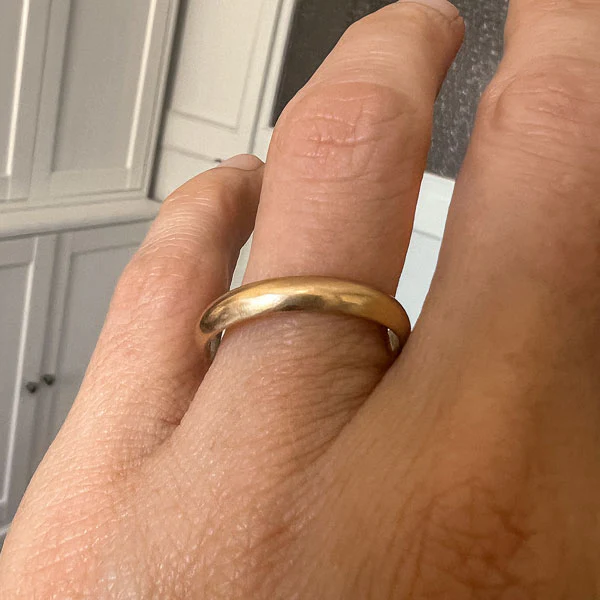 Vintage Wedding Band Ring, size 10 1/2 - Image 2