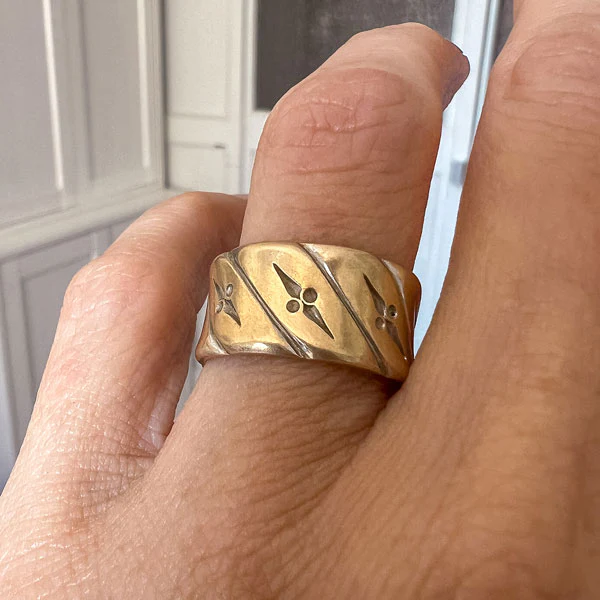 Vintage Wide Patterned Wedding Band Ring, Size 7 1/4 - Image 2