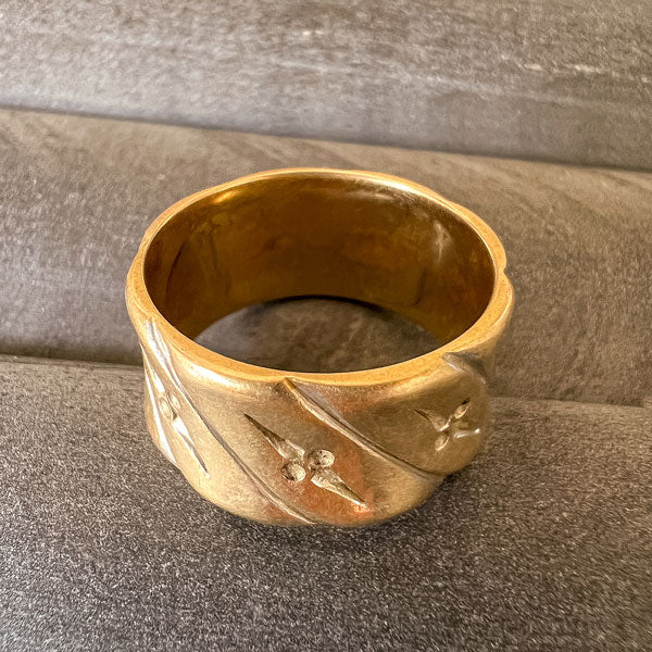 Vintage Wide Patterned Wedding Band Ring, Size 7 1/4 - Image 3