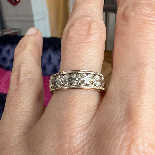 Vintage Wide Patterned Wedding Band Ring, Size 7 - Image 2