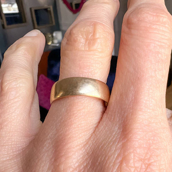 Vintage Wedding Band Ring, size 7 1/2 - Image 2