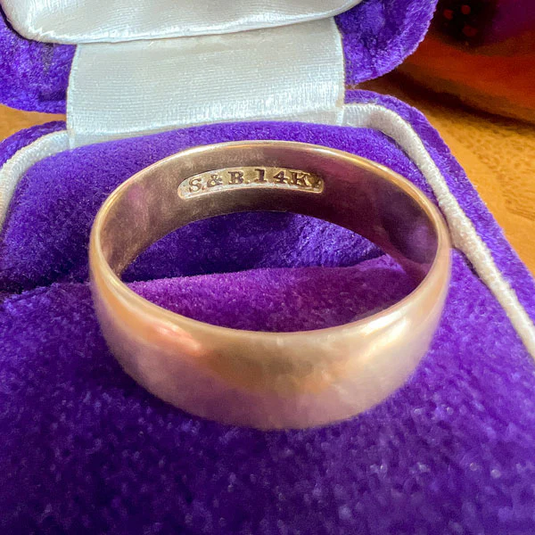 Vintage Wedding Band Ring, size 7 1/2 - Image 3